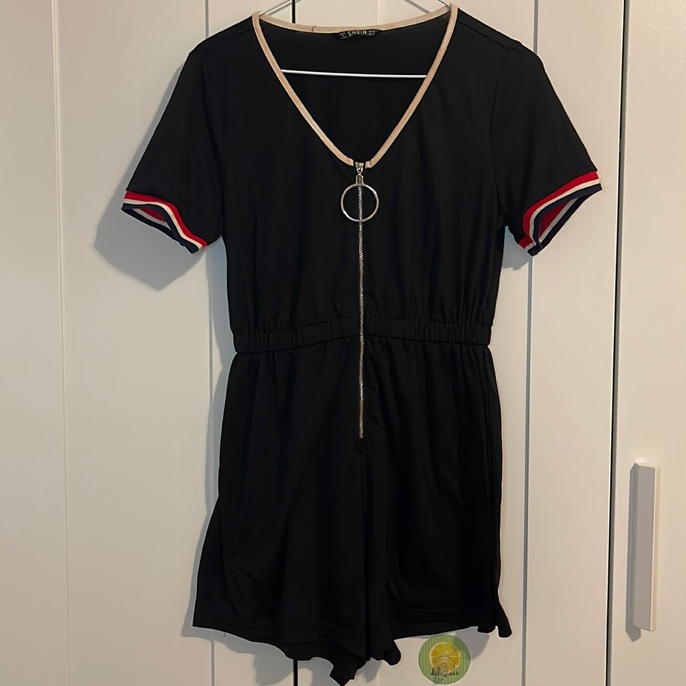 Black casual romper